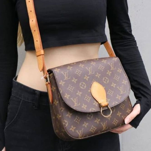 Louis Vuitton Handbags - 💎✨Authentic✨💎 Louis Vuitton Monogram Saint Cloud GM Shoulder Bag